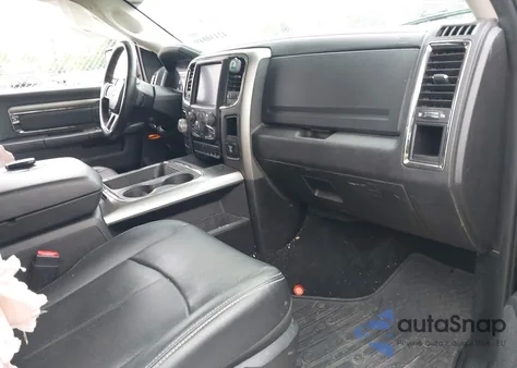 2018 Ram 1500 Night 4X4 5'7 Box z USA, uszkodzony, nr VIN 1C6RR7MT0JS135714